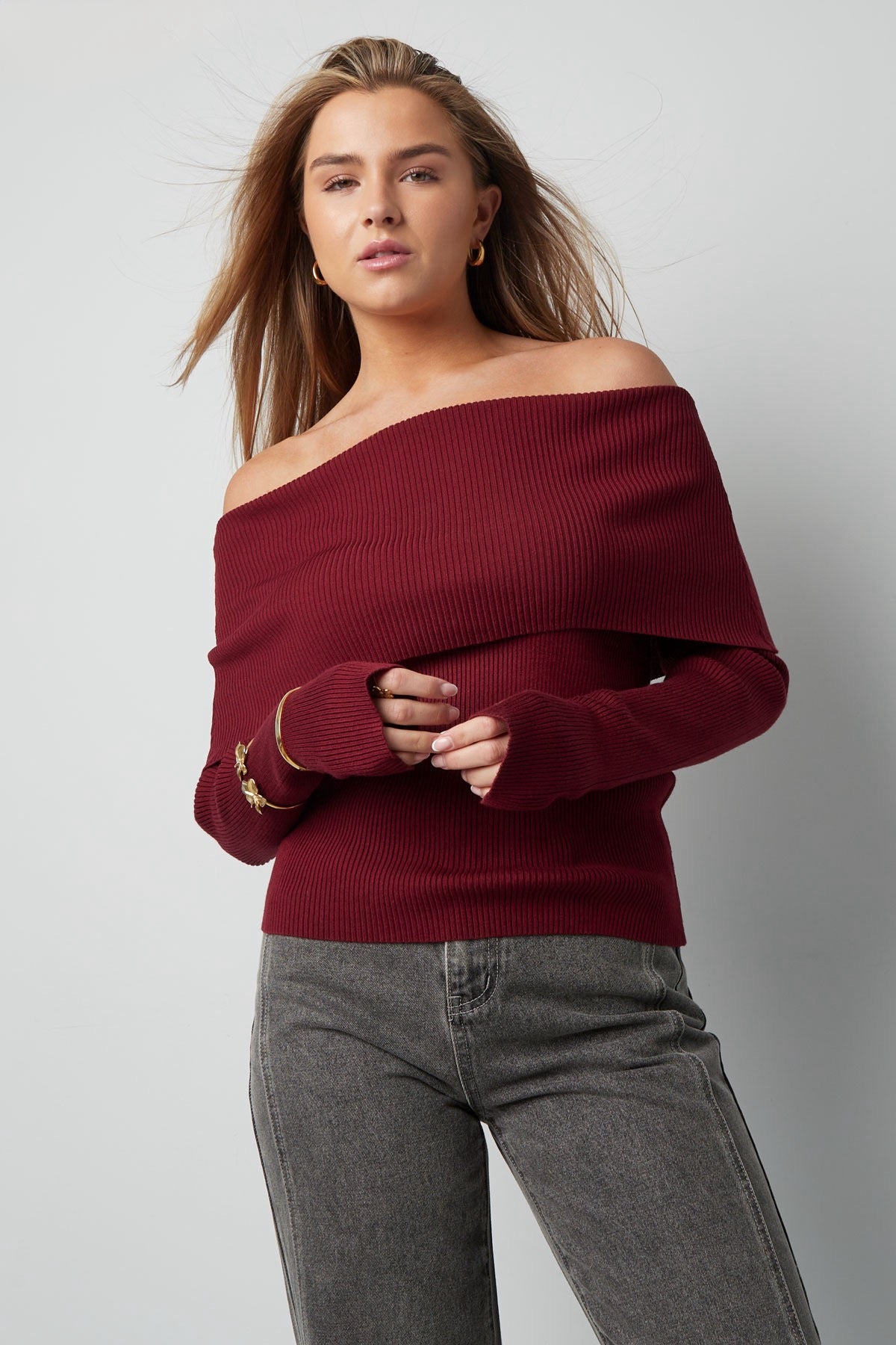 Off shoulder